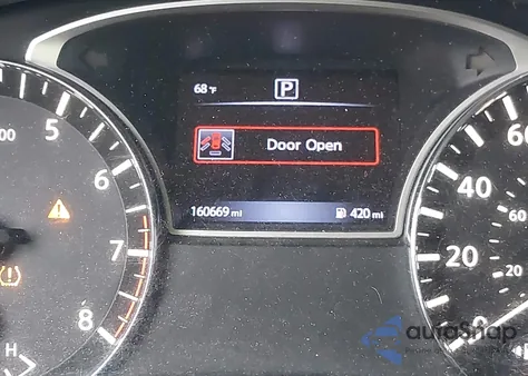 2017 Nissan Pathfinder S z USA, uszkodzony, nr VIN 5N1DR2MN7HC600447